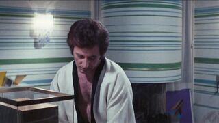 Sybil Danning, Barbara Bouchet nude. La dama rossa uccide sette volte (1972) Classic Nudity scene