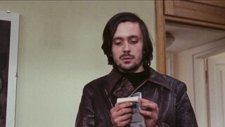 Sybil Danning, Barbara Bouchet nude. La dama rossa uccide sette volte (1972) Classic Nudity scene