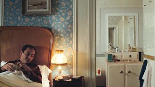 Valeria Bruni Tedeschi topless, Zabou Breitman nackte. Ein Sommer an der See (1990)