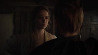 Lesbian celebs kissing scene. Julianne Moore hot, Niamh Algar sexy - Mary and George s01 (2024)