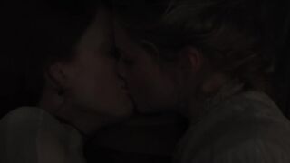 Lesbian celebs kissing scene. Julianne Moore hot, Niamh Algar sexy - Mary and George s01 (2024)