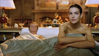 Carole Bouquet, Andrea Ferreol - Il Cappotto di Astrakan (1979) nudity video