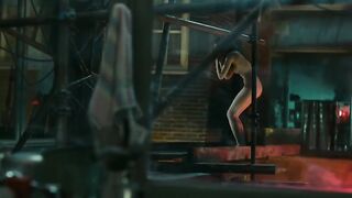 Maria Kraakman, Deborah Francois – My Queen Karo (2009) full nudity actress