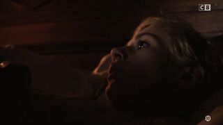 Cécile de France nude. Un secret (2007)