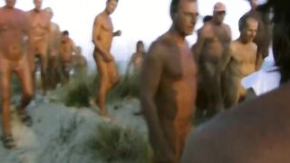 Public Nudity Scenes. Barbara Schulz, Angelique Thomas, Magali Muxart, Caroline Charlety nude. Les textiles (2004)