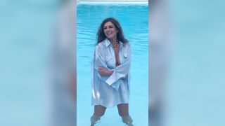 Elizabeth Hurley Hot (2024) Leaked Celebs