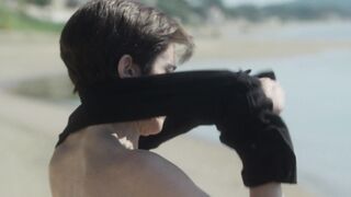 Chiara Mastroianni topless. Marcello mio (2024)