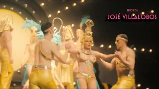 Mónica Ayos nude - El hombre que amaba los platos voladores (2024) Burlesque and sex scenes