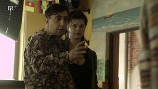 Anja Antonowicz topless, Ulrike C. Tscharre sexy - Matthiesens Töchter (2015)