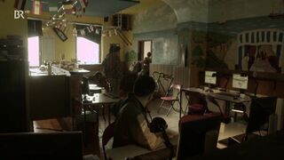 Anja Antonowicz topless, Ulrike C. Tscharre sexy - Matthiesens Töchter (2015)