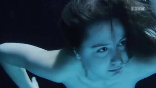 Annina Walt nude - Eva (2018) hot scene