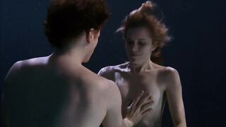 Justine Bateman nude, Sarah Deakins naked, Karen Holness nude, Felicity Huffman nude - Out of Order (2003) Classic Sex Scenes