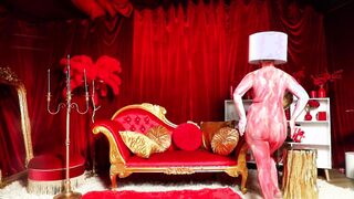 Amateur Naked on Stage Performance Nude Art