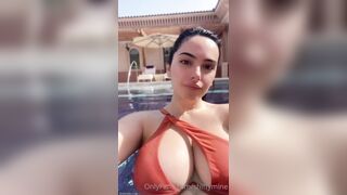 Shiftymine hot big tits bikini uncensored