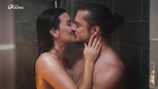 Amandine Hinnekens naked - Trentenaires s03e21 (2025) Nudity and Gentle Scene in th Shower