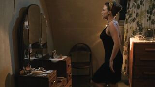 Faye Marsay hot retro bikini - Ten Pound Poms  (2025)