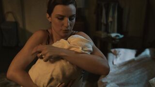 Faye Marsay hot retro bikini - Ten Pound Poms  (2025)