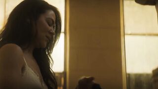 Gail O'Grady, Rachel Hilson hot, Camille Guaty sexy - Duster s01e03-04 (2025)