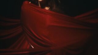 Ella Hunt nude - Subway Trash (2025) Music Clip