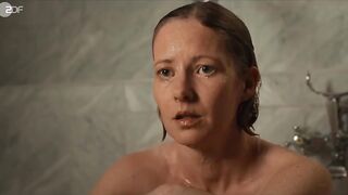 Teresa WeiBbach nakcte - Erzgebirgskrimi s02e02 (2025)