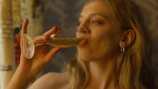 Karina Alexandrova topless - Autsors s01e04 (2025)