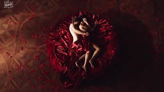 Anna Bardavelidze, Gizem Emre hot. Short Sex Scene. Crystal Wall (2025)