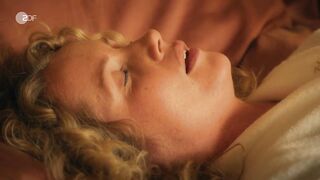 Cornelia Groschel nude - Verhangnisvolle Leidenschaft Sylt (2025) Sensual Sex Scenes