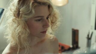 Julia Schlaepfer nude in TV Show - 1923 (2025)