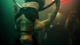 Karolina Kominek-Skuratowicz, Edyta Olszowka nude sex scene. Strange Angels  s01e04-05 (2025)