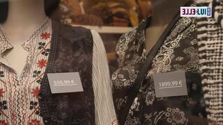 Berenice Sand naked - Groland (2024) Exhibitionists