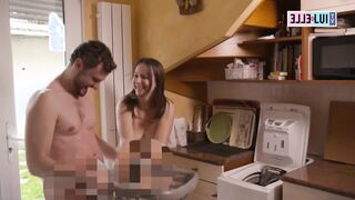 Berenice Sand naked - Groland (2024) Exhibitionists