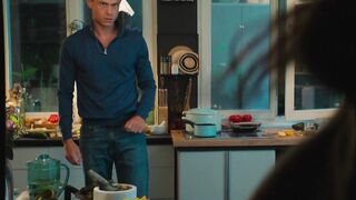 Janina Uhse nude, Alfonsina Bencosme - Spieleabend (2024) Sex Scene