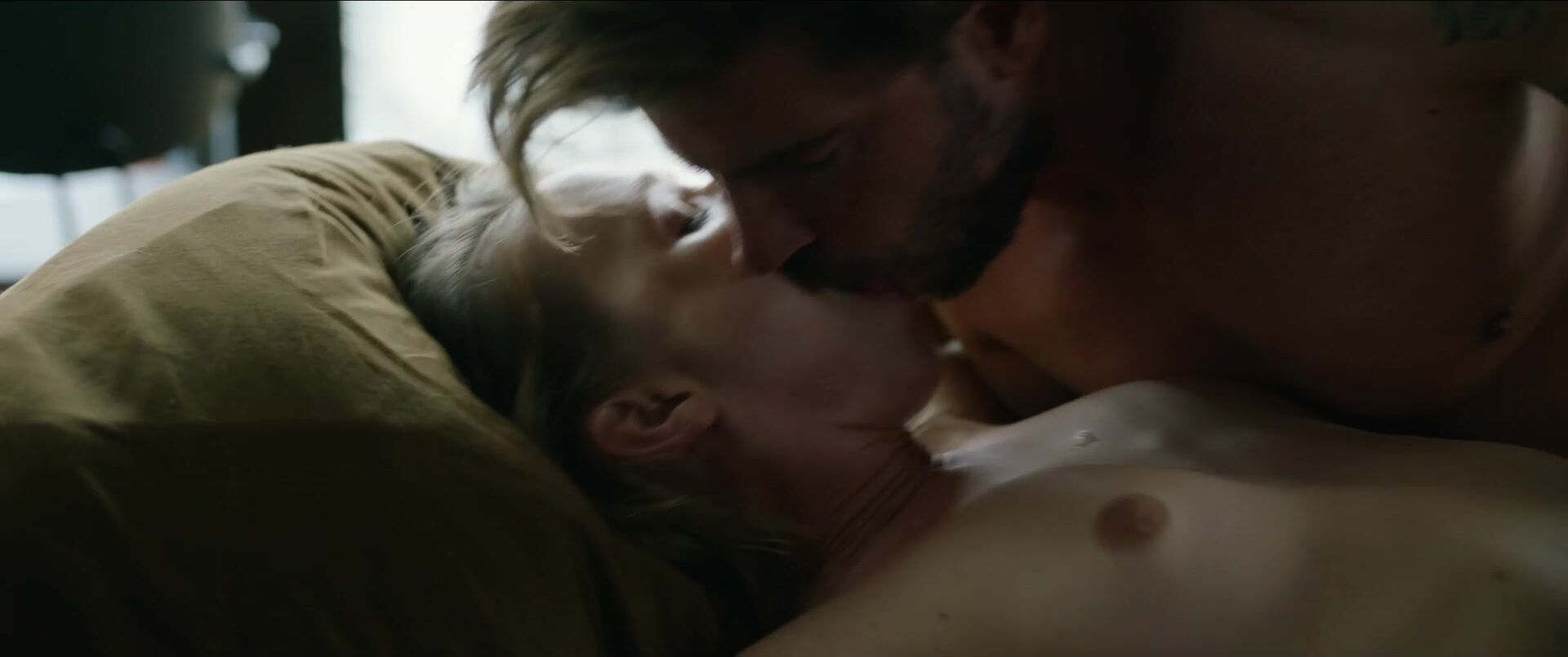 Sanne-Samina Hanssen naked. Passionate Beautiful Sex Scene – Hokwerda’s Child (2024)
