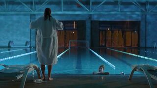 Danica Curcic topless un the shower. Sirin (2023)