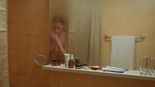 Danica Curcic topless un the shower. Sirin (2023)