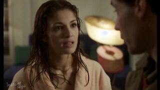 Nadia Fares nude. Short Nudity Scene - Flairs ennemis (1996)