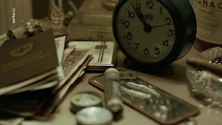 Maria Semenova nude - Der Untergang (2004)