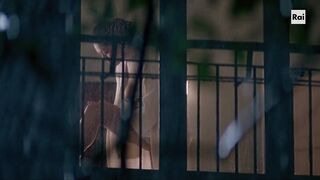 Valentina Lodovini nude - La giusta distanza (2007) Voyeur and Sex Scenes