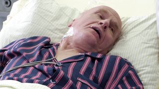 Josephine Schmidt hot - Zwischen den Zeilen (2013)