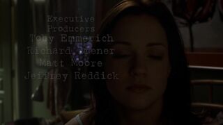 Odessa Munroe, A.J. Cook topless - Final Destination 2 (2003)