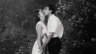 Vintage Erotic Scene - L'allegement (1983)