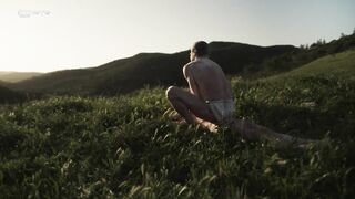 Sara Mercier nude, Leonor Vasconcelos naked - Finisterra (2025) Season 01