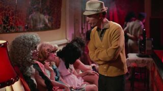 Victoria Wells topless, Shelley Long nude - Losin' It (1982) Classic Scenes