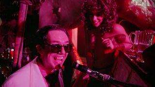 Victoria Wells topless, Shelley Long nude - Losin' It (1982) Classic Scenes