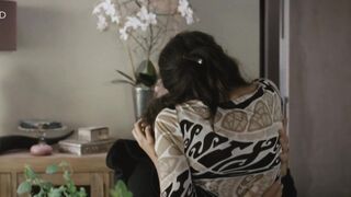 Dorka Gryllus sexy, Ursina Lardi hot - Der Kameramorder (2010)