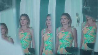Meghann Fahy sexy, Julianne Moore hot - Sirens (2025) Season 01. Bathroom Scene