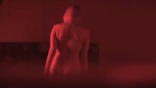 Gabriella Pession nude, Emanuela Ionica hot - Una commedia pericolosa (2023)