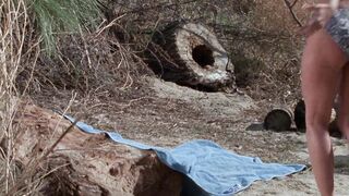 Topless MILF on the beach. The movie Dead Girls (1990)