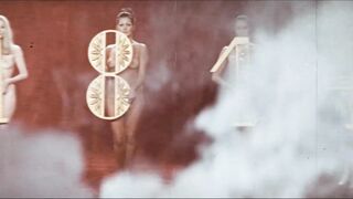 Teri Tordai topless. Group Girls Nudity Scene. Frau Wirtin blast auch gern Trompete (1970) Vintage Erotic