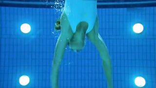 Nadeshda Brennicke nude, Sophie von Kessel - Affare zu dritt (2003) Gentle Lesbian Sex